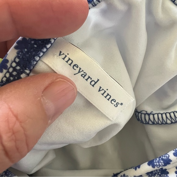 Vineyard Vines 2M0280 Blue & White Eyelet Motif One Piece Swimsuit Size XS - Picture 4 of 6